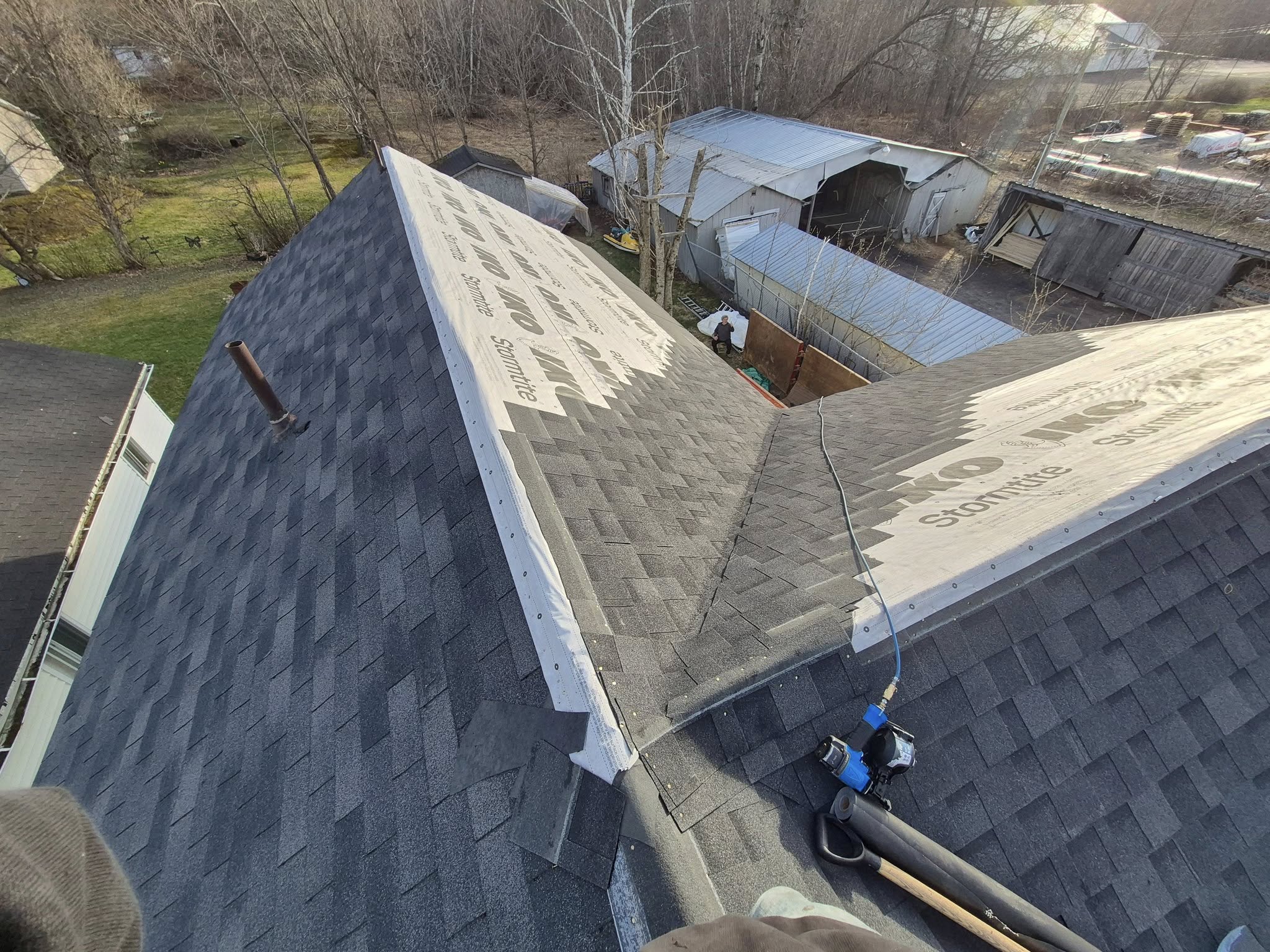 Completed roofing project
